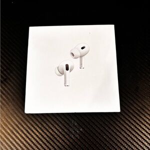 Apple AirPods Pro with Charging Case - White